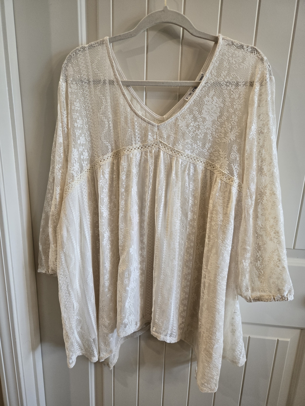 Maurices Cream Lace V-Neck Tunic Top Size 3x
